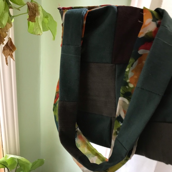 8x10” Handmade Tiny Bag - Picture 5 of 7